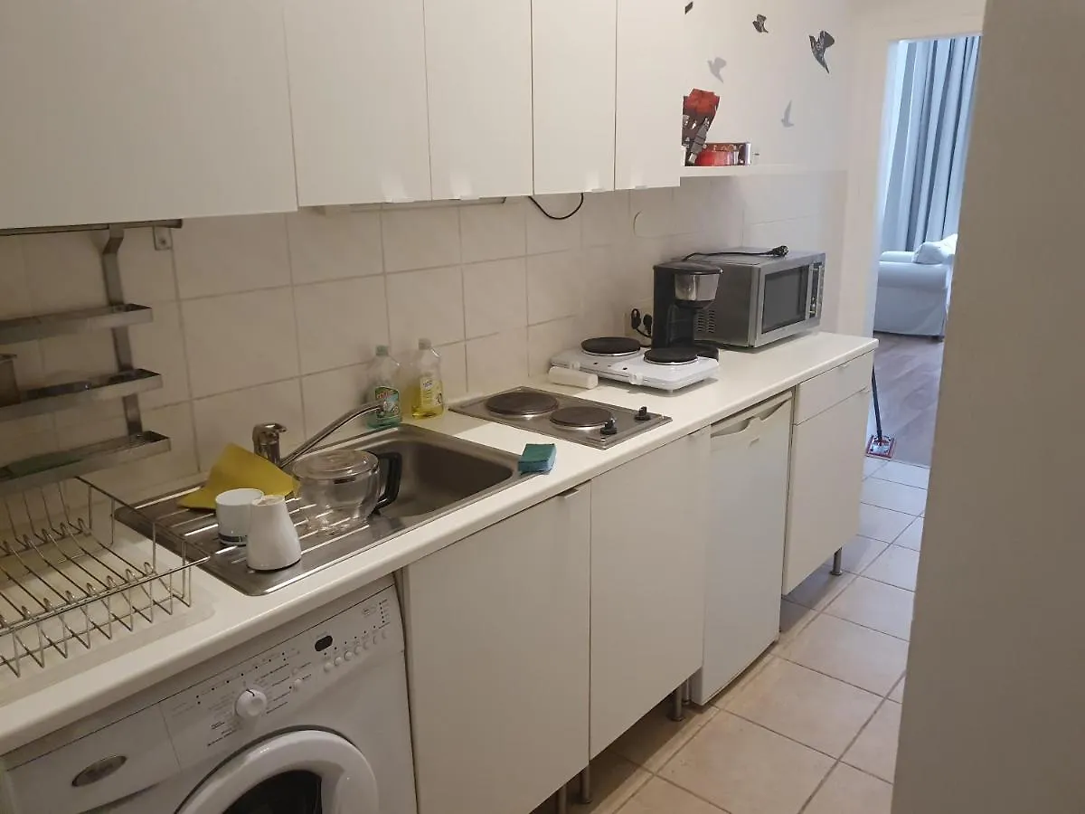 Beutiful Apartment Near The Center Viena
